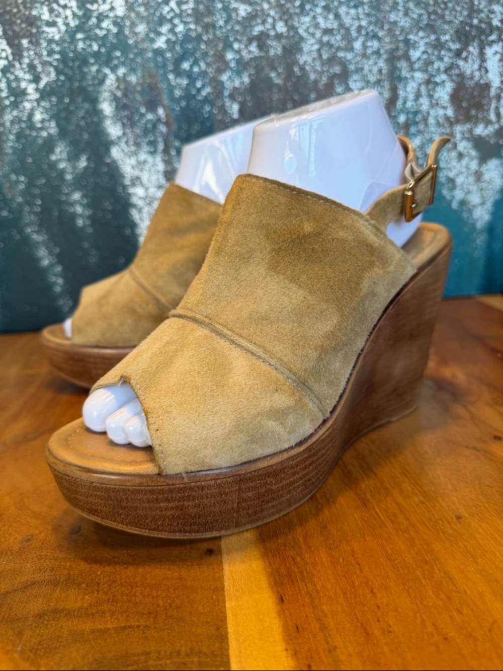 Mila Paoli Boho Italian Tan Suede Wedge Sandals Slingback 2010’s (GUC) - Picture 3 of 13